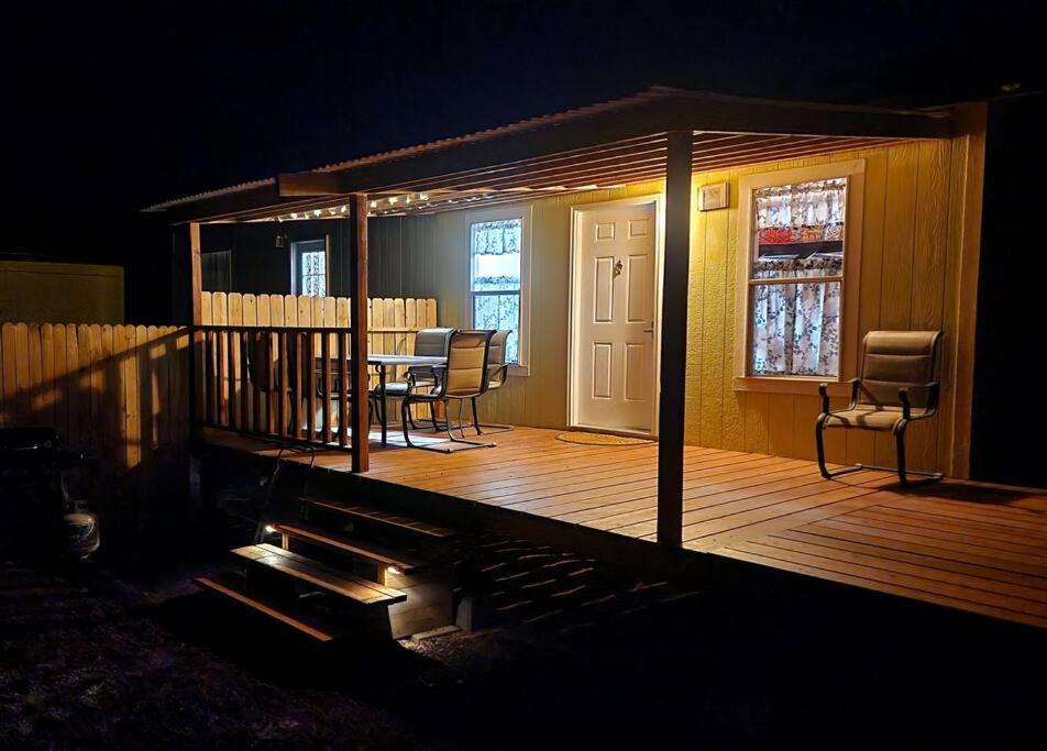 Broken Spur Ranch, Off Gridoasis#Stargazing Guest House Valle Bagian luar foto